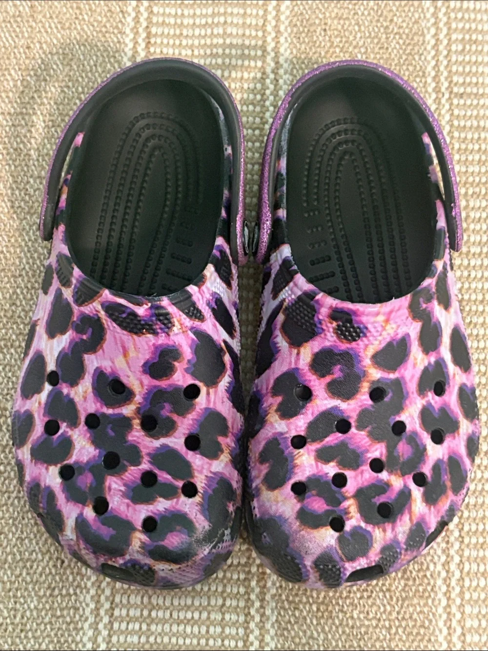 CROCS Kids Purple Leopard Print Clog with Glitter Strap. Croslite Foam. Size-J 2